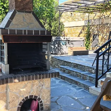 Apartman Gia Garmen