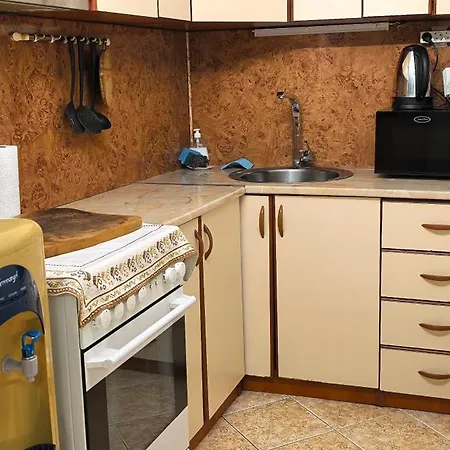 Apartman Gia Garmen