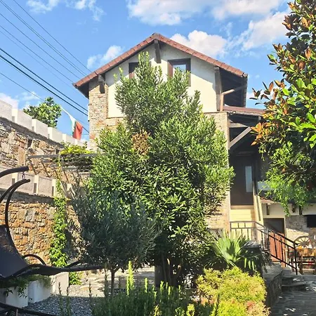 Gia Apartman *